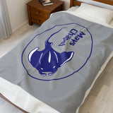 Manta Ray's Swimming - Velveteen Plush Blanket (Light Grey)
