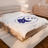 Manta Ray's Swimming - Velveteen Plush Blanket (White)