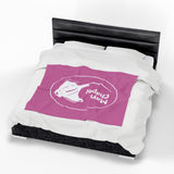 Manta Ray's Swimming - Velveteen Plush Blanket (Light Pink)