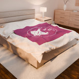 Manta Ray's Swimming - Velveteen Plush Blanket (Light Pink)