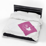 Manta Ray's Swimming - Velveteen Plush Blanket (Light Pink)